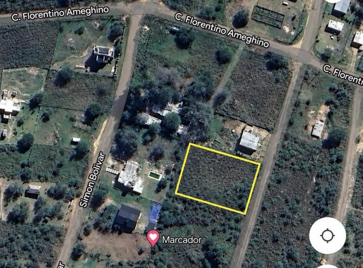 Terreno · 844m²