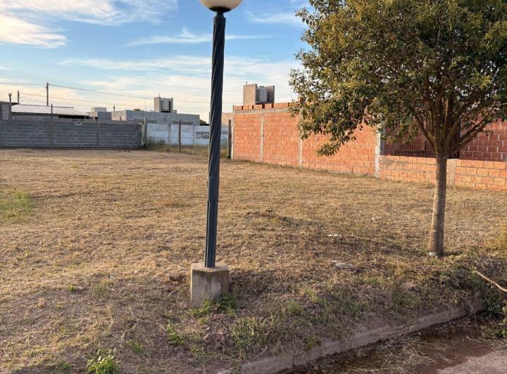 Terreno · 330m²