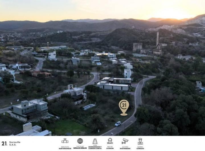 Terreno · 465m²