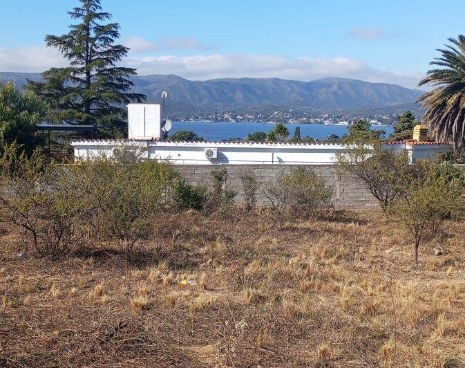 Terreno · 1400m²