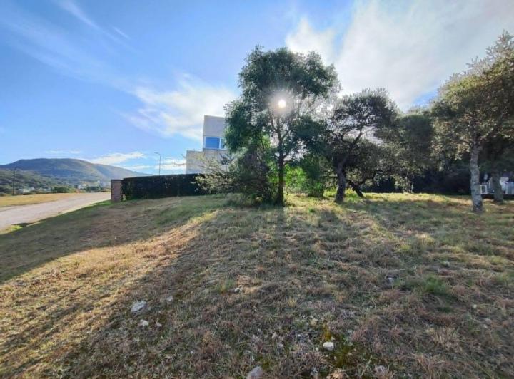 Terreno · 801m²