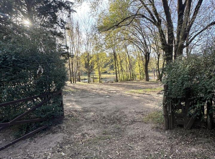 Terreno · 2500m²
