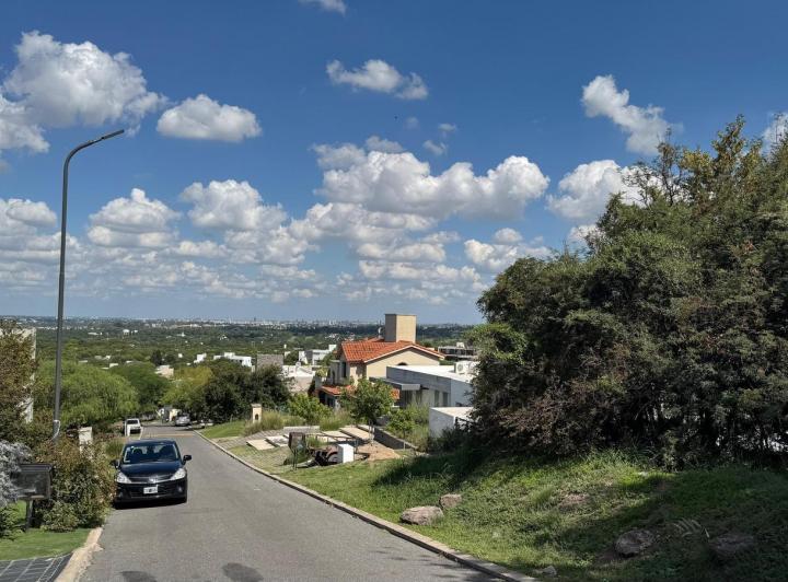 Terreno · 1250m²