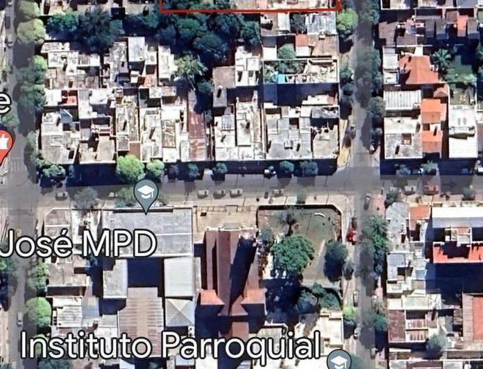 Terreno · 614m²