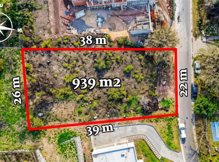 Terreno · 939m²