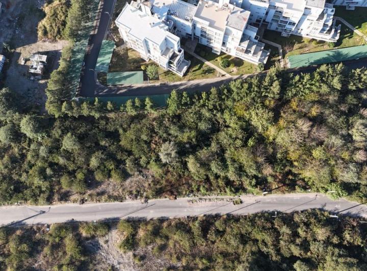 Terreno · 300m²