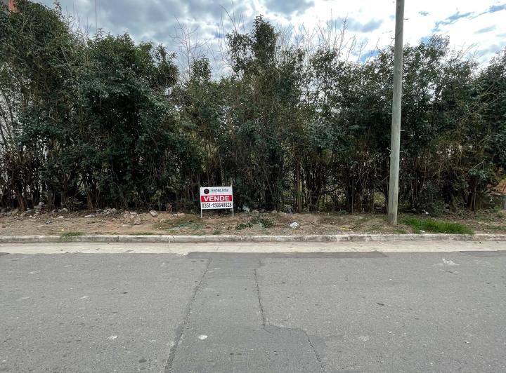 Terreno · 740m²