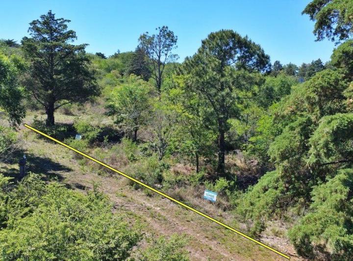 Terreno · 700m²