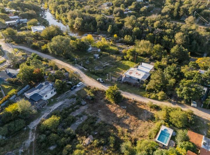 Terreno · 794m²