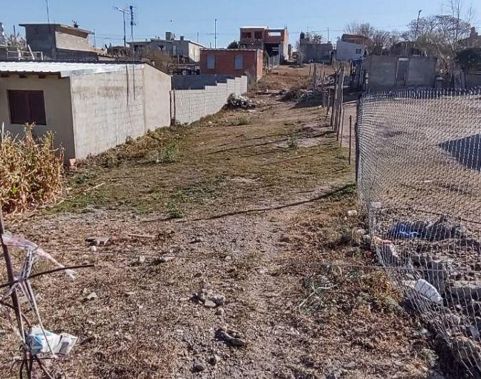 Terreno · 450m²