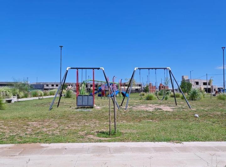 Terreno · 350m²