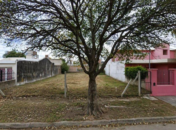 Terreno · 300m²