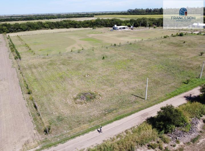 Terreno · 3690m²