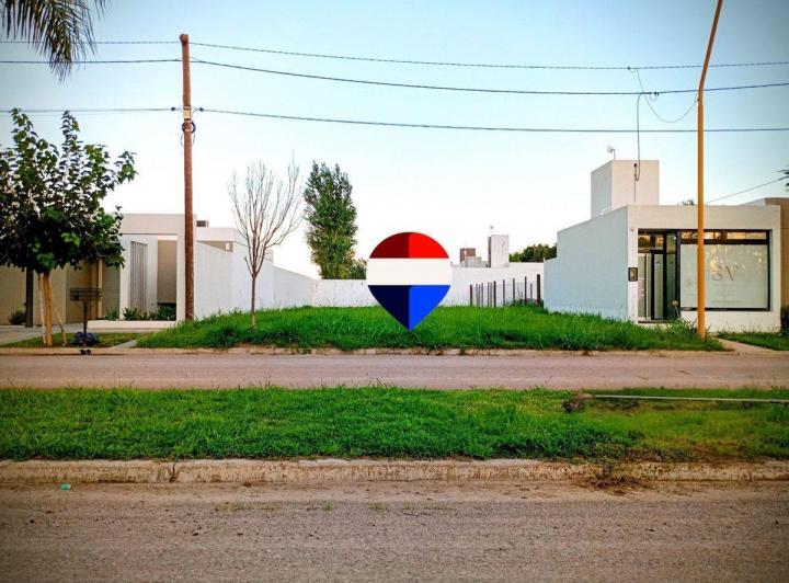 Terreno · 408m²