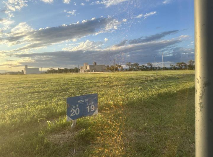 Terreno · 250m²
