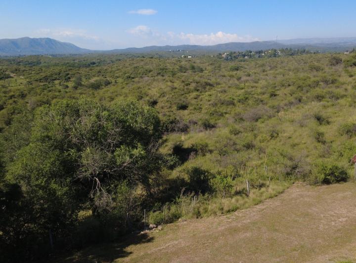 Terreno · 926m²