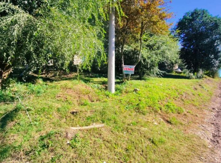 Terreno · 300m²