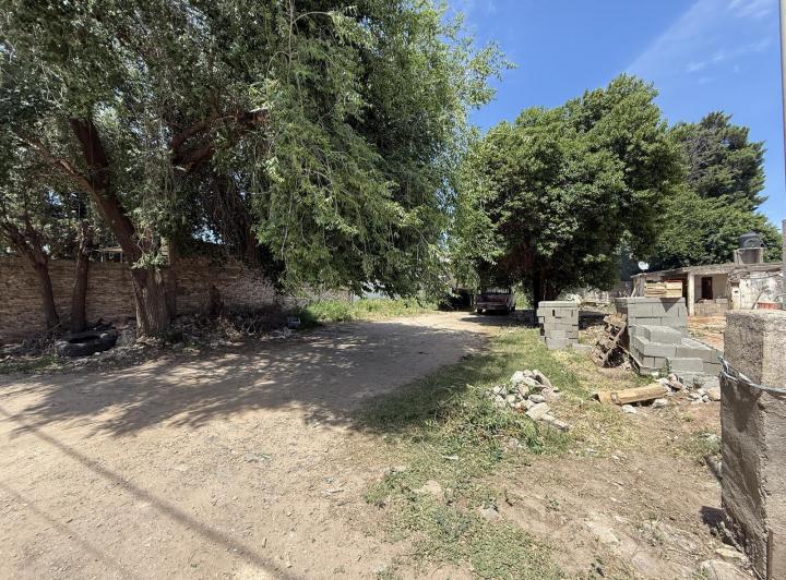 Terreno · 366m²