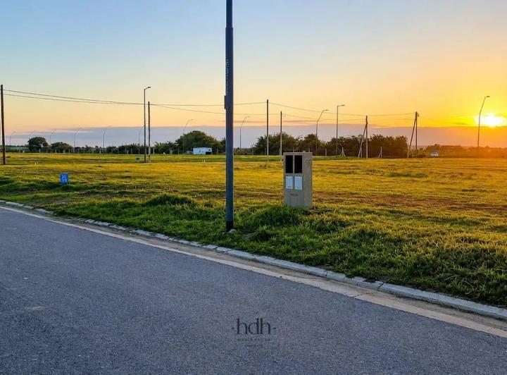 Terreno · 300m²