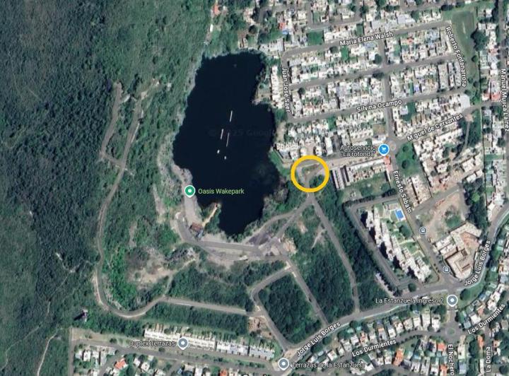 Terreno · 450m²