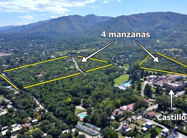 Terreno · 70000m²