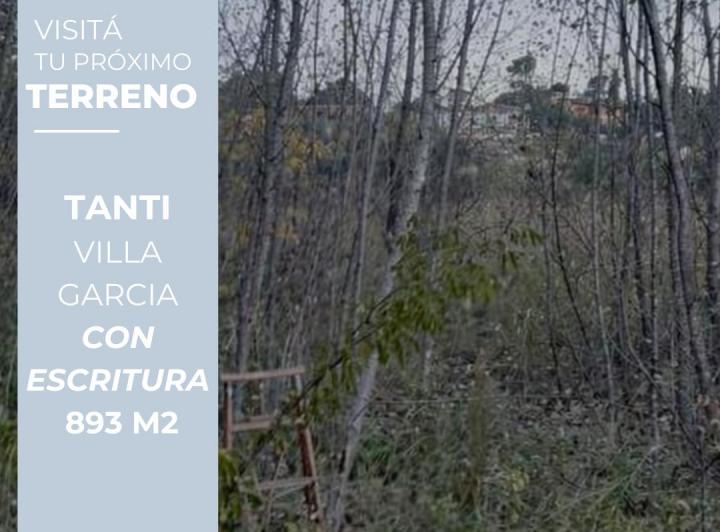 Terreno · 893m²