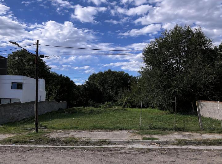 Terreno · 632m²