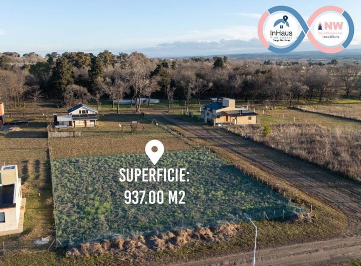 Terreno · 937m²