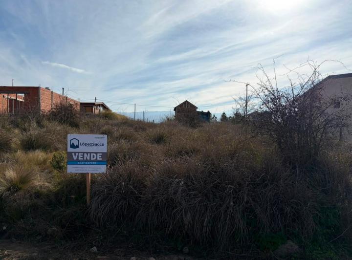 Terreno · 600m²