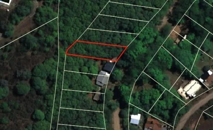 Terreno · 392m²
