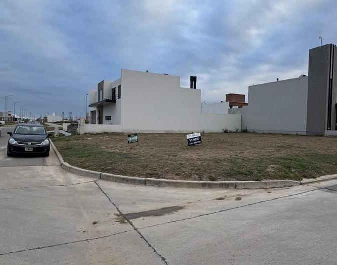 Terreno · 364m²