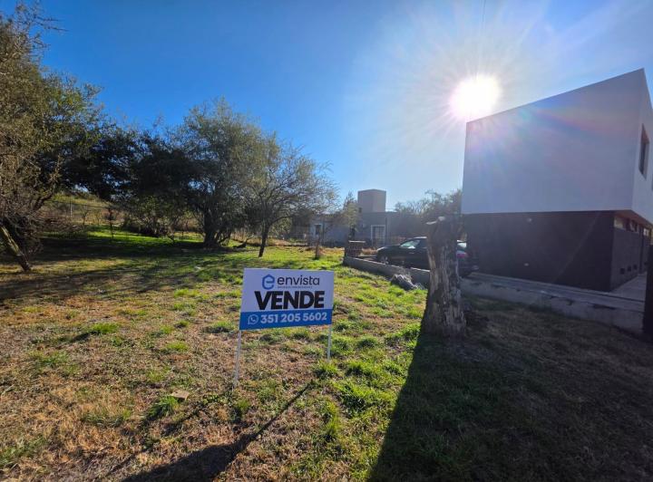 Terreno · 375m²