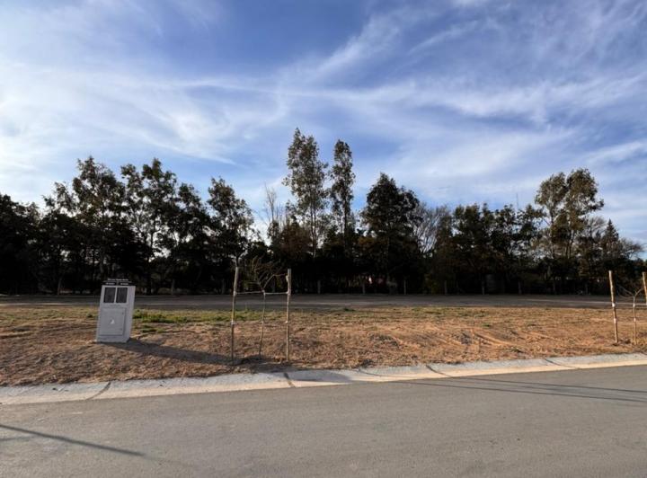 Terreno · 628m²