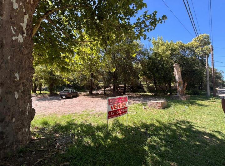 Terreno · 600m²