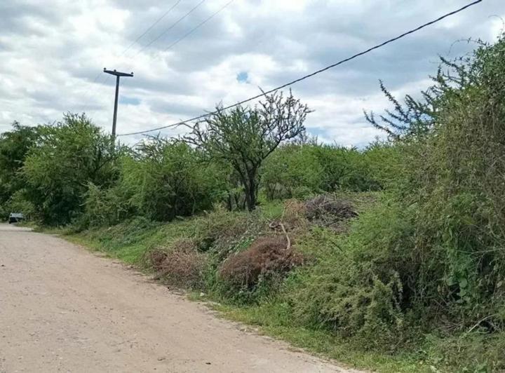 Terreno · 2700m²