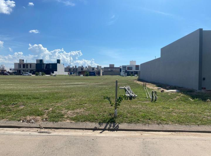 Terreno · 360m²