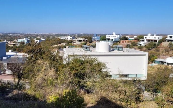 Terreno · 964m²