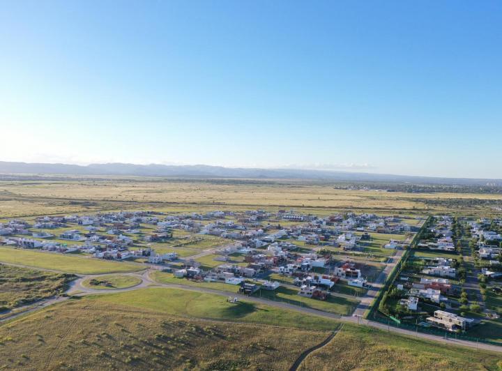 Terreno · 300m²