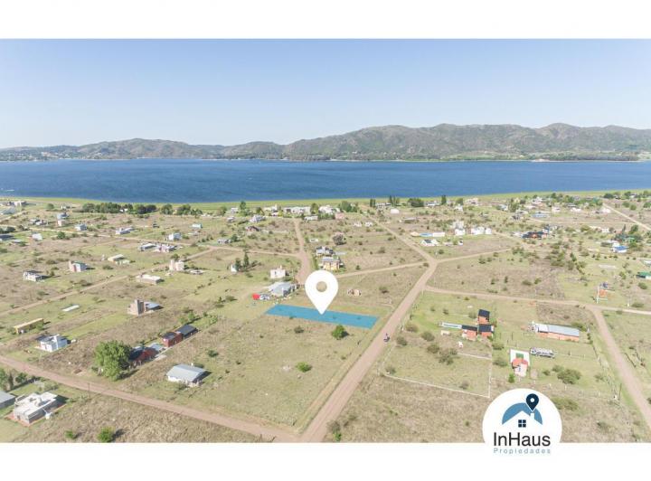 Terreno · 900m²