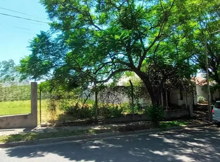 Terreno · 343m²