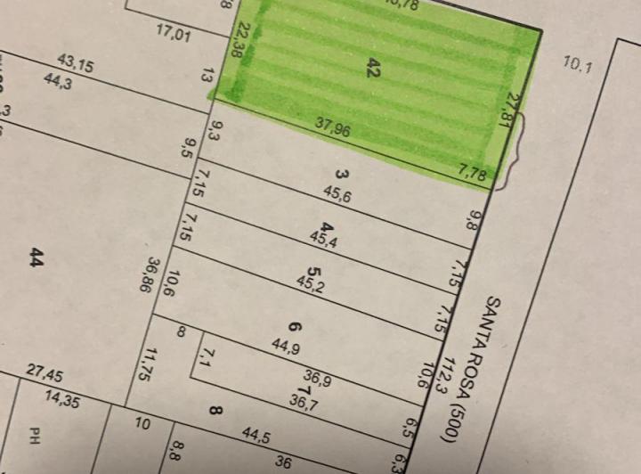 Terreno · 1243m²