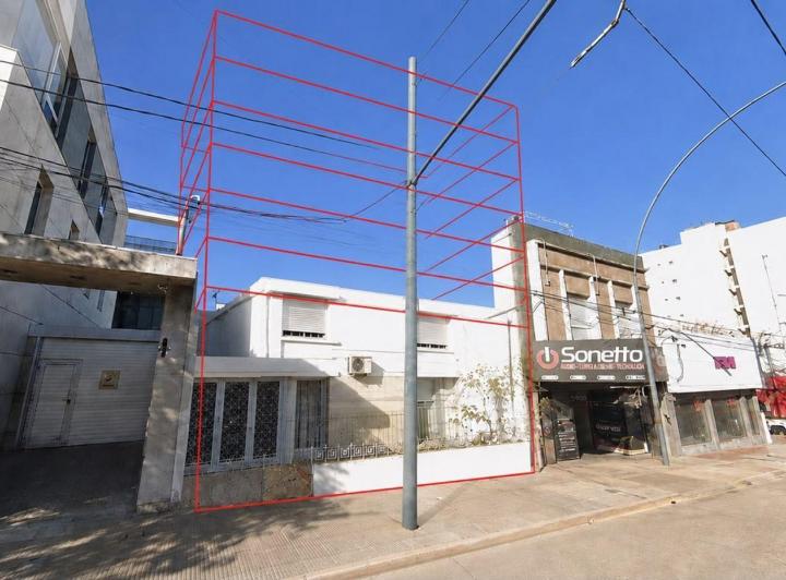 Terreno · 300m²