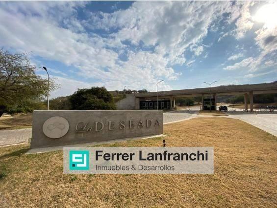 Terreno · 982m²