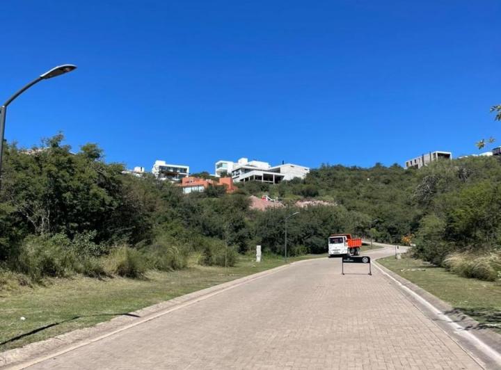 Terreno · 1185m²