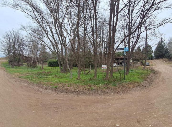 Terreno · 600m²