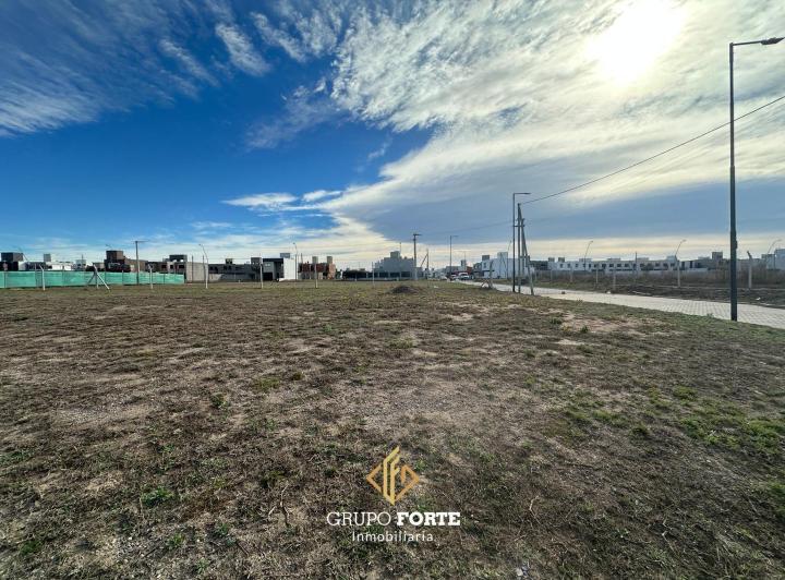 Terreno · 420m²