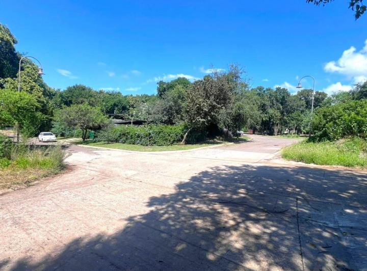 Terreno · 457m² · 1 Ambiente