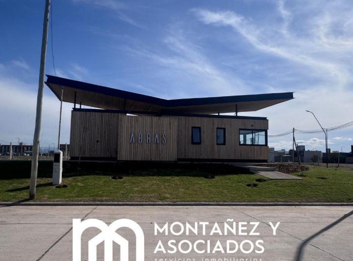 Terreno · 300m²
