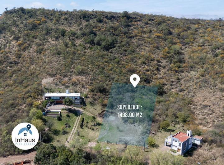 Terreno · 1498m²