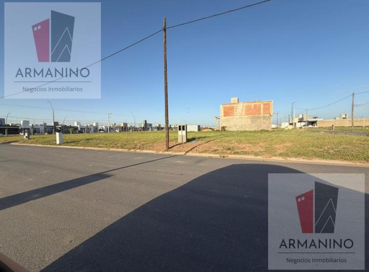 Terreno · 351m²